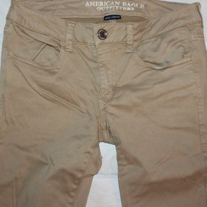 American Eagle Super Stretch Khaki Jegging